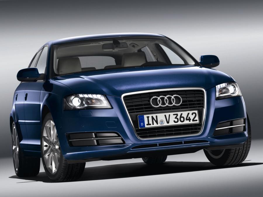  Audi A3 Sportback TDI (8PA) 2010 года  (WW) (фото 5 из 15)